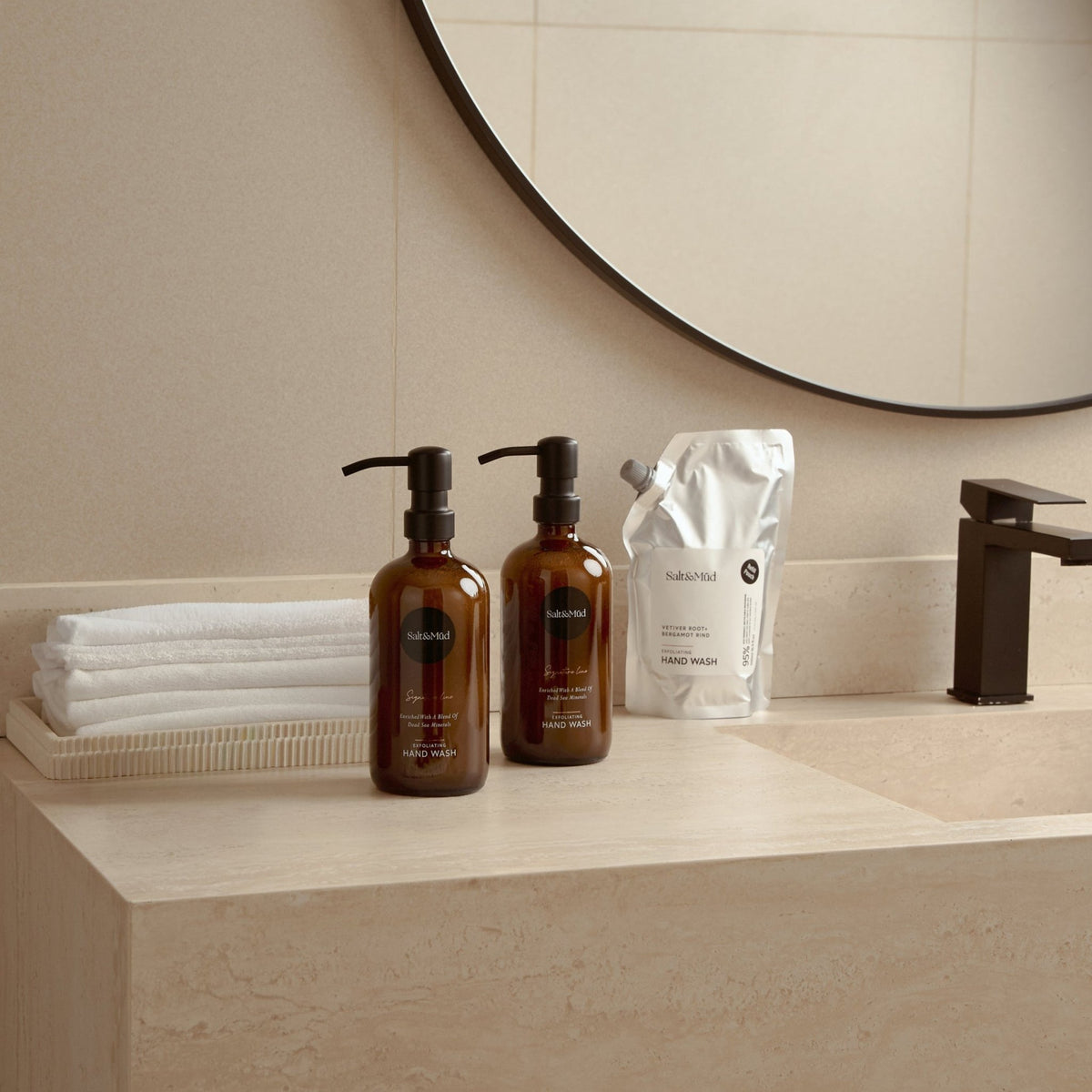 Jabón líquido exfoliante Signature para manos con minerales del mar Muerto