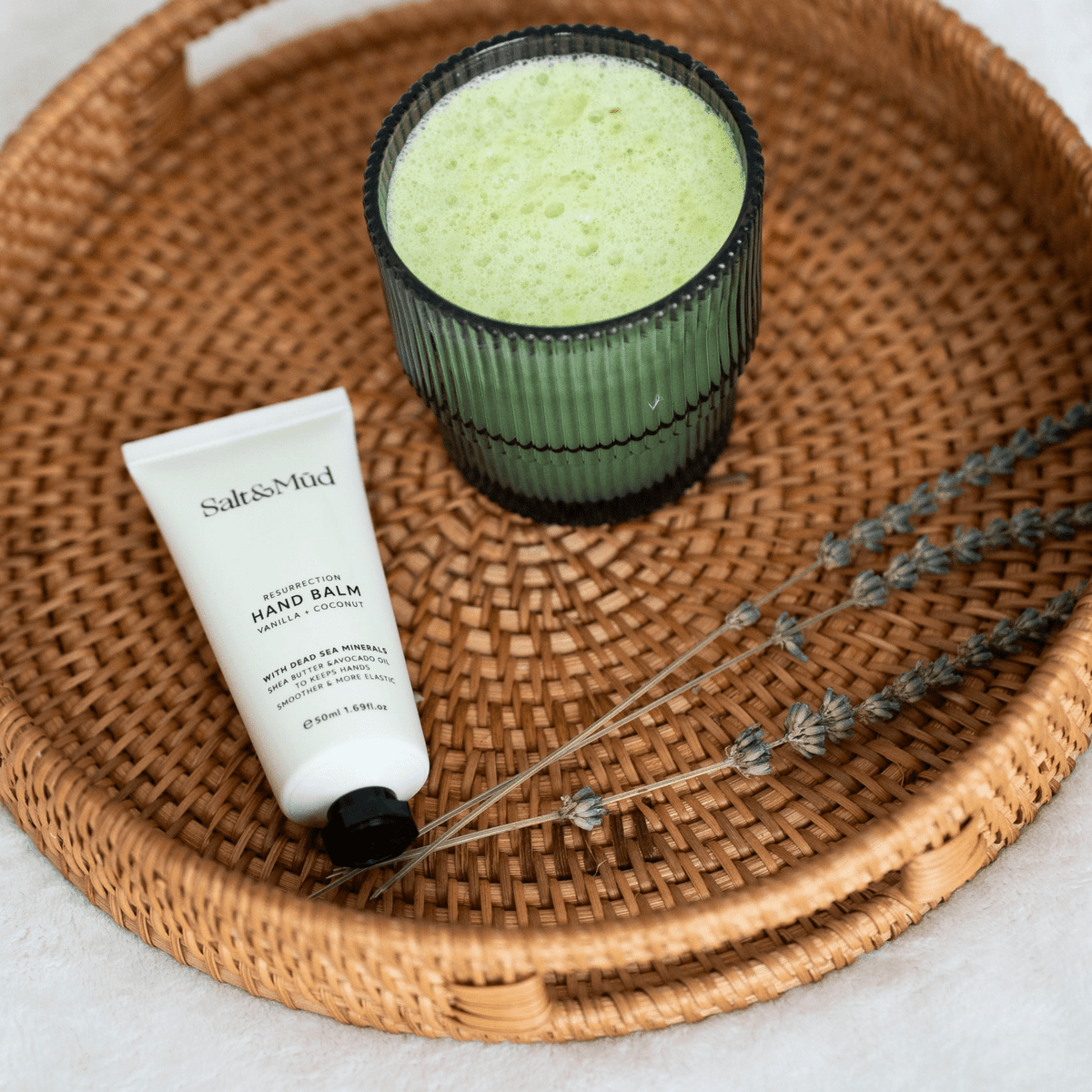 How to Use Body Oil for Lasting Softness - Salt And Mud